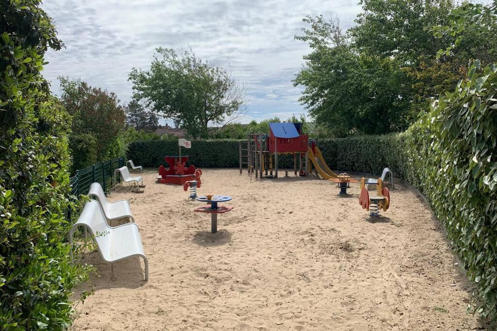 Apartment Le Charmant, Situe Dans La De Standing, Les Dunes Du Golf A *